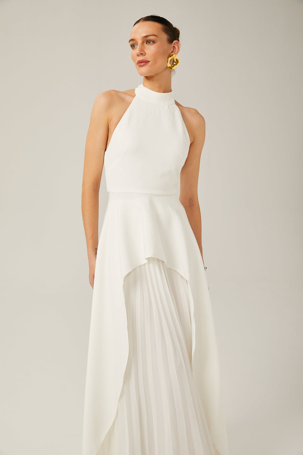 Marta | Vestido largo con cuello halter y capas