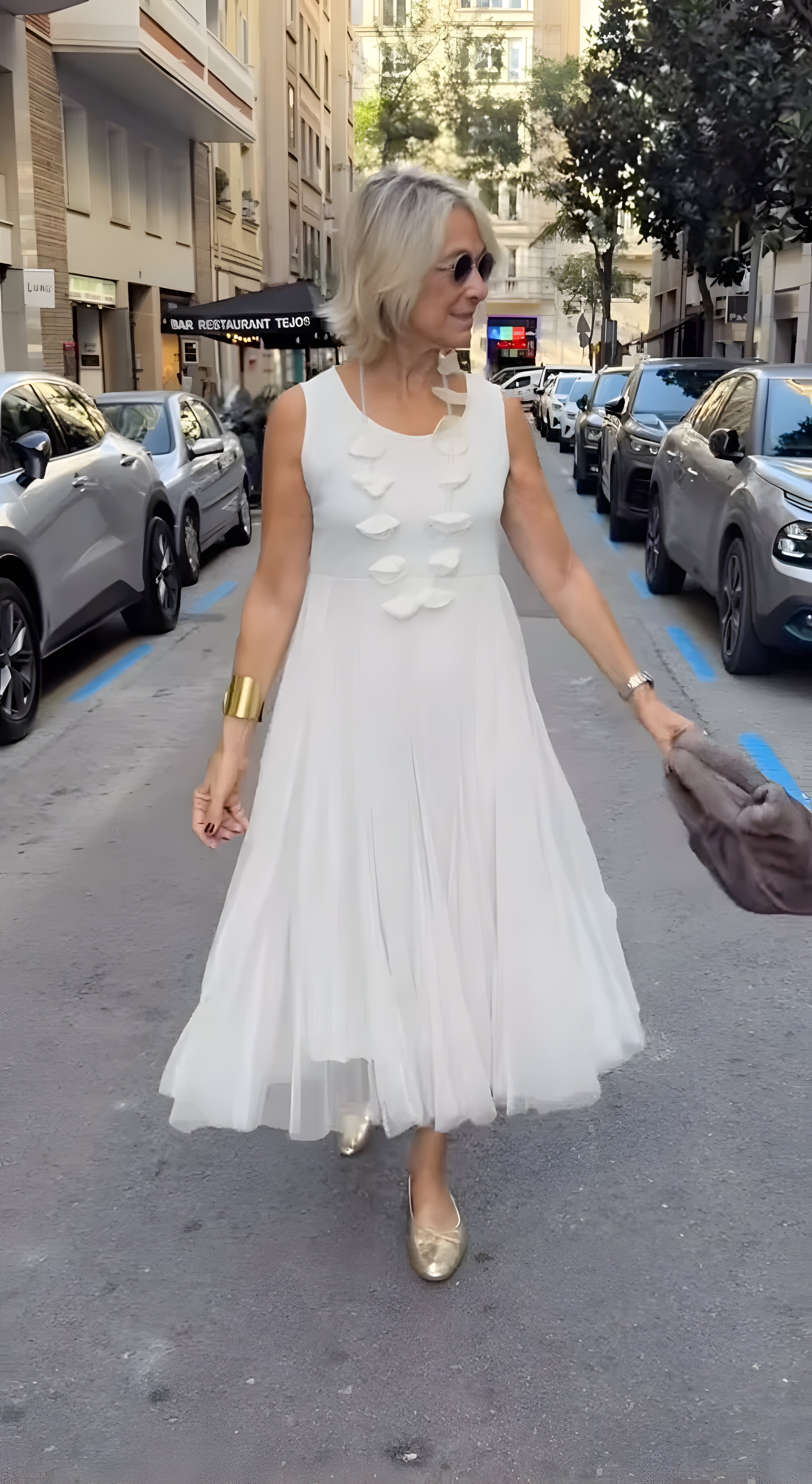 Pilar™ | Elegante vestido midi de capas